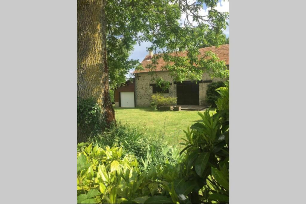 Gite De La Grange Ruille-en-Champagne Екстер'єр фото