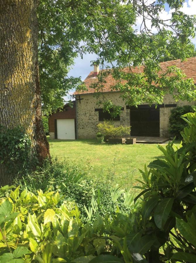 Gite De La Grange Ruille-en-Champagne Екстер'єр фото