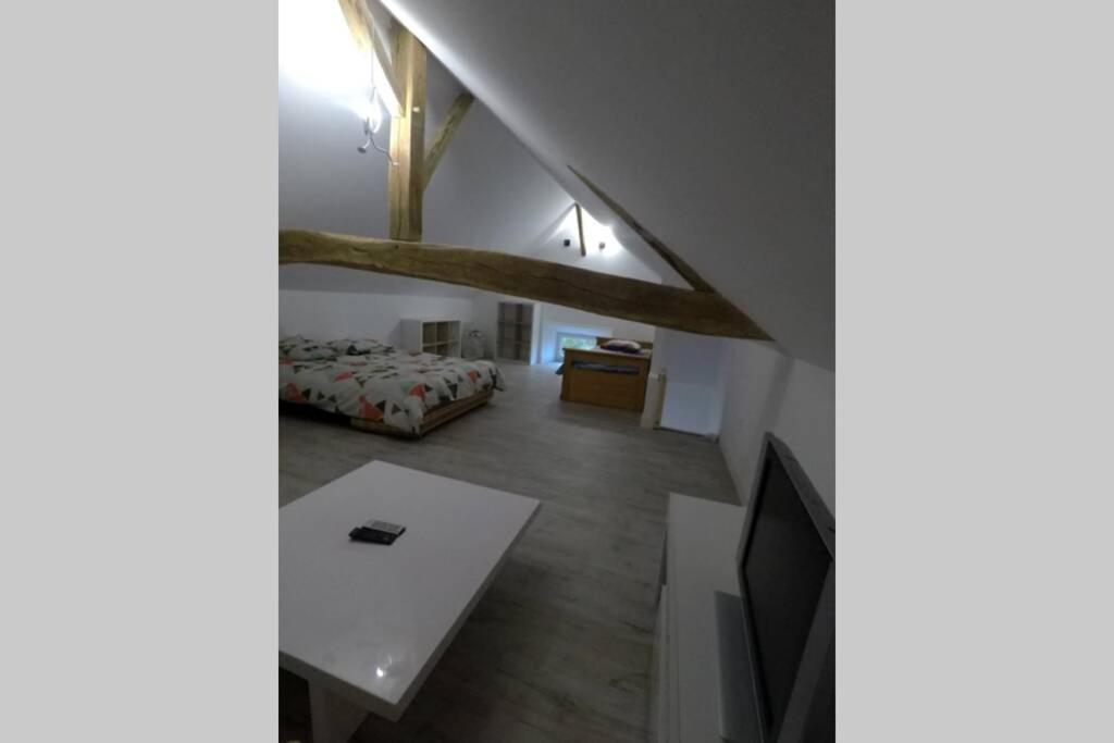 Gite De La Grange Ruille-en-Champagne Екстер'єр фото
